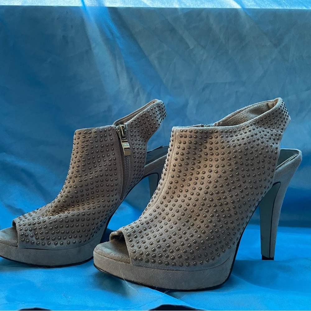 Reba Heels